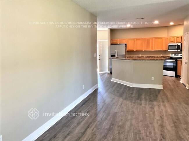 Foto del edificio - 6412 Rainwater Way