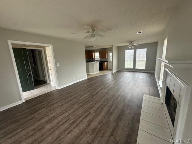 Foto del edificio - 317 Foxdale Rd