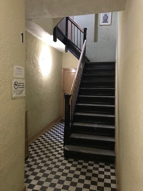 Foto del interior - 332 100th St