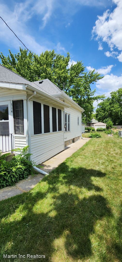 Building Photo - 2 br, 1 bath House - 314 Conger St