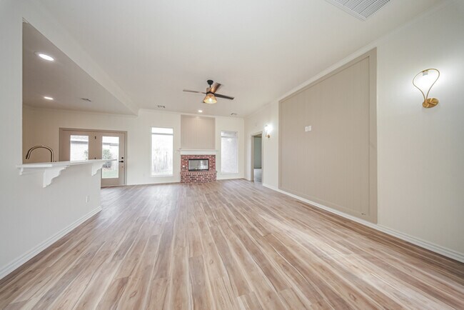 Foto del edificio - 11601 Hackney Ln