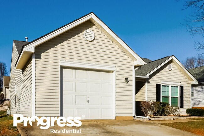 Building Photo - 198 Grayland Rd