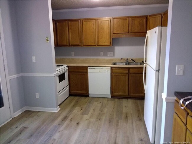 Building Photo - 132 Girard Ave