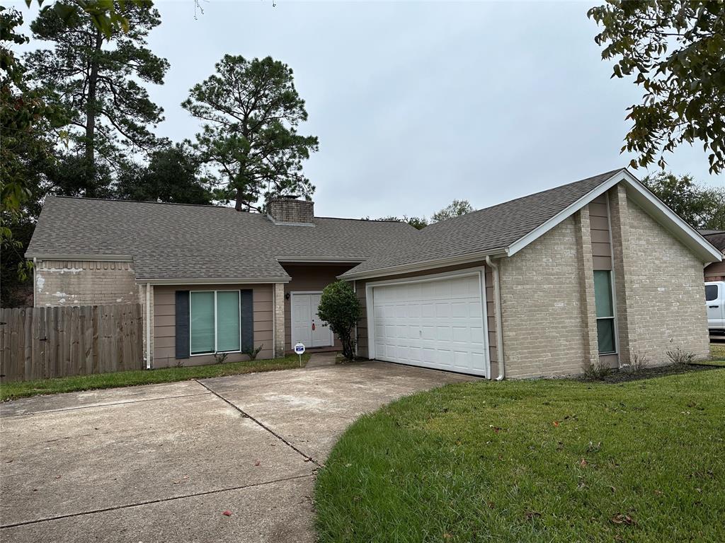 Primary Photo - 2710 Heather Knoll Dr
