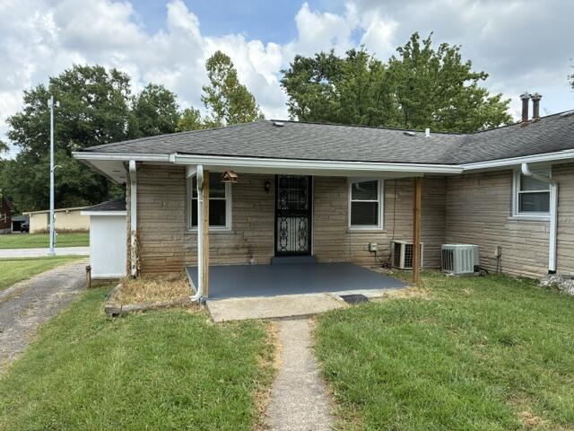 Building Photo - 132 Greenbriar Rd