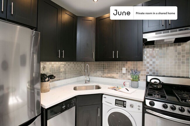 Foto del edificio - Room in Shared 3 bed/1.5 bath home in Central Harlem