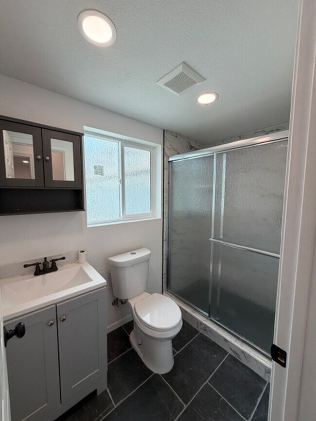 Foto del edificio - Brand New 1Bed/1Bath ADU
