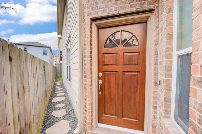 Foto del edificio - 5411 Kiam St