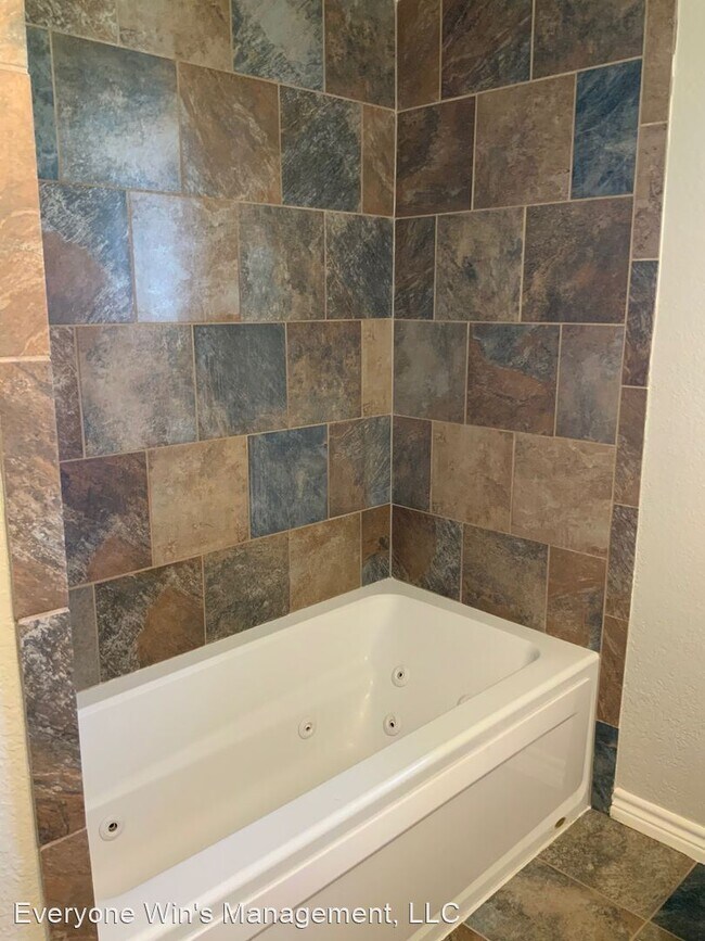 Foto del edificio - 3 br, 1 bath House - 6212 Finley Road