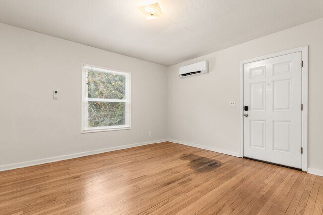 Foto del edificio - 1238 N Wygant St