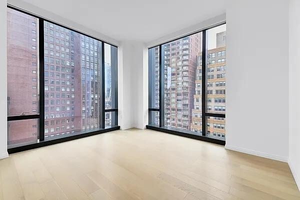 Building Photo - 277 Fifth Avenue