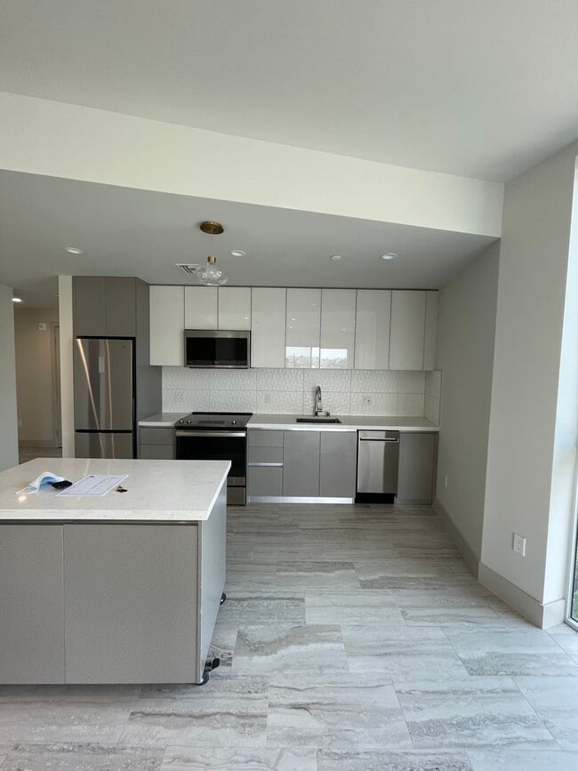 Interior Photo - La Vida Melrose