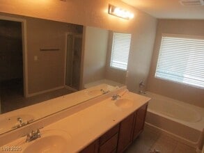 Building Photo - 6853 Homing Dove St