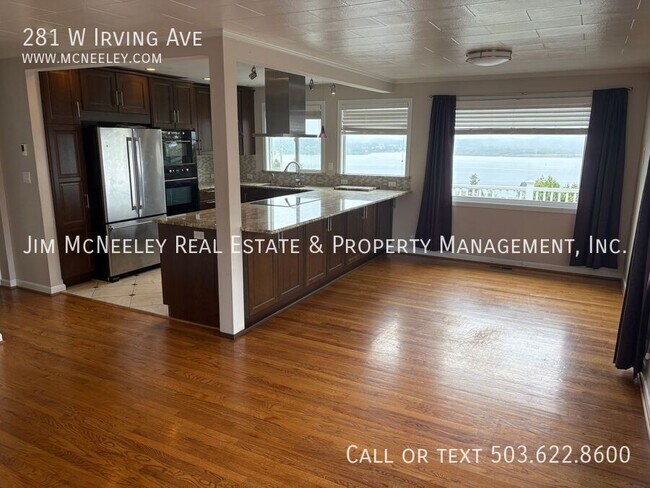 Foto del edificio - 281 W Irving Ave