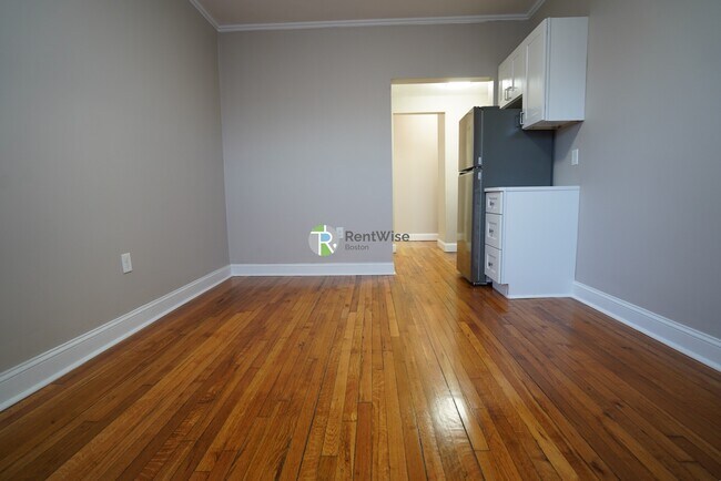 Foto del edificio - 50 Park Vale Ave