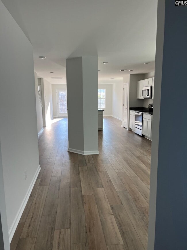 Building Photo - 630 N Long Star Wy