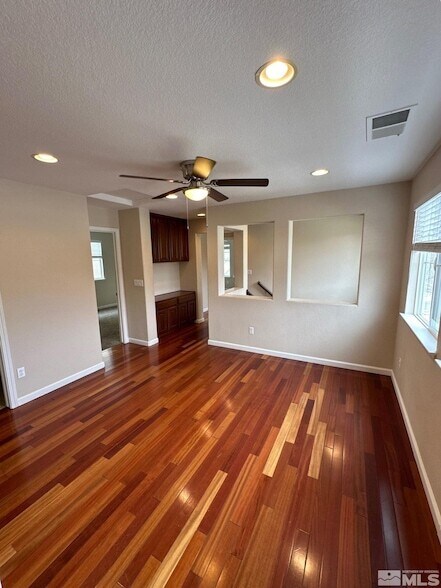 Building Photo - 3994 Dominus Dr