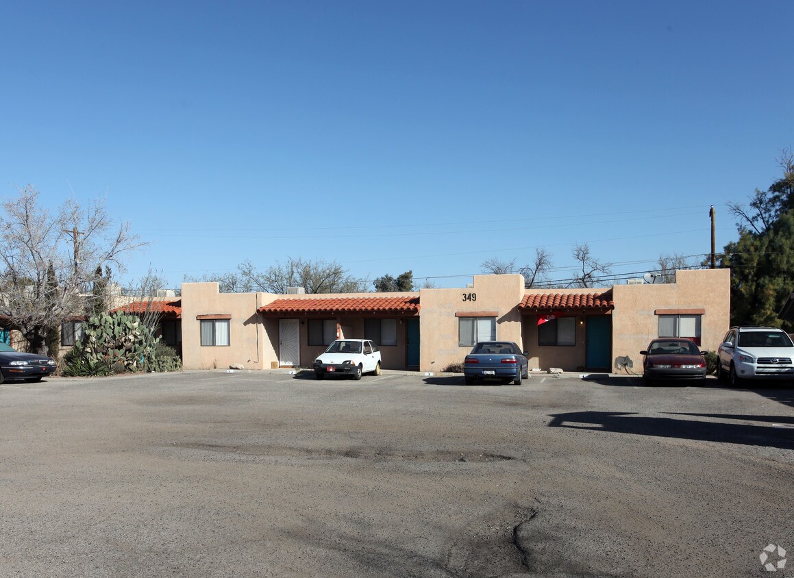 Primary Photo - 341-349 E Calle Arizona