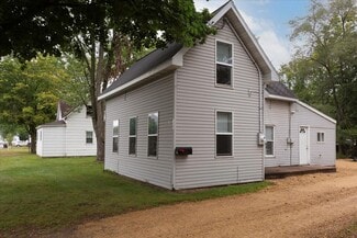 Building Photo - 317 13th Ave W