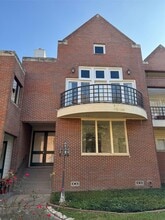 Building Photo - 11842 Taylorcrest Rd