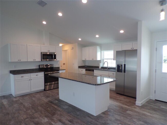 Building Photo - 3308 Port Charlotte Blvd