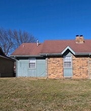 Building Photo - 1957 E Battlefield Rd