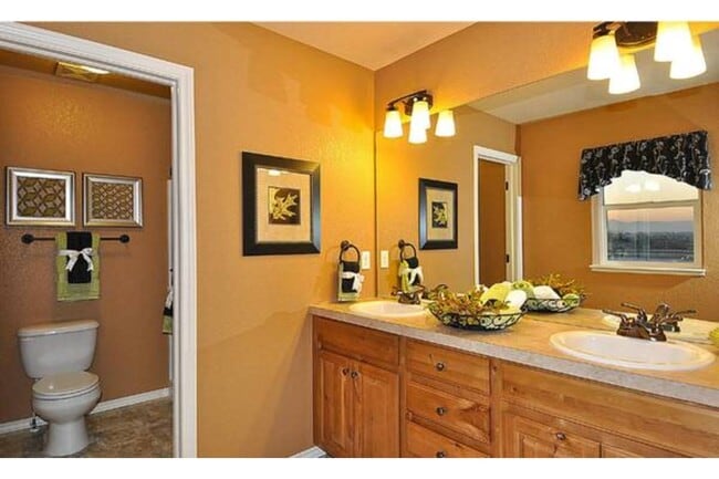 Building Photo - 2121 Saison St