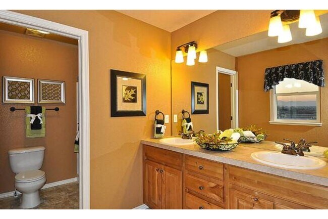 Foto del edificio - 2121 Saison St