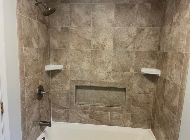 Foto del edificio - 31 Lantern Ln