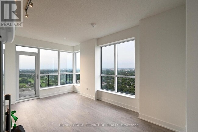 Building Photo - 7 Mabelle Ave