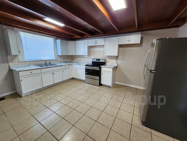 Foto del edificio - 29 S 18th St