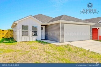 Building Photo - 1408 Bluegrass St