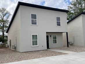 Building Photo - 5825 Lions Rd