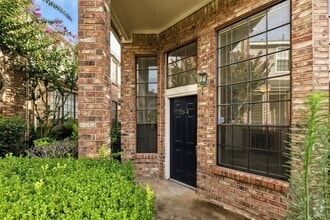 Building Photo - 8888 Benning Dr