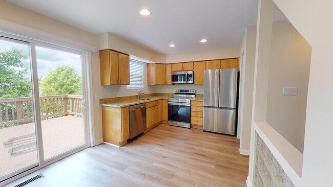 Foto del edificio - 15326 Gatehouse Terrace