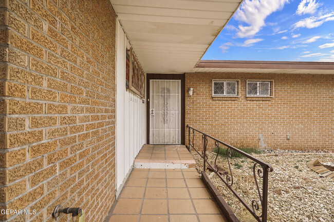 Foto del edificio - 5113 Jerry Dr
