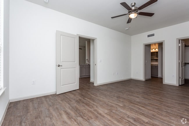 1 Br, Bedroom - Stonegrove Fall Creek