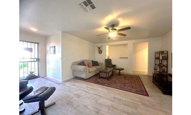 Foto del edificio - 4778 S Chilean Loop