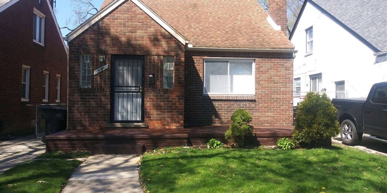 16571 Lauder St, Detroit, MI 48235 House for Rent in Detroit, MI