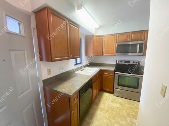 Building Photo - 2345 Lake Heather Heights Ct
