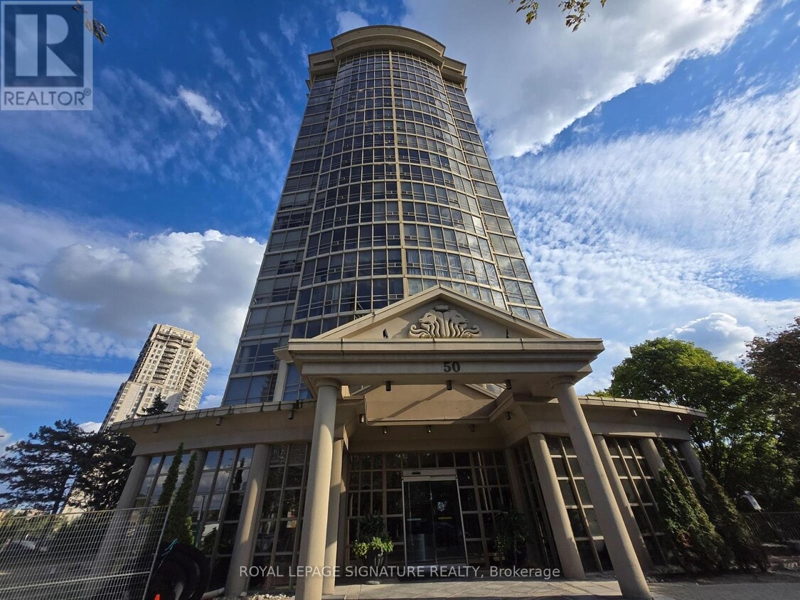 Photo principale - 50 Eglinton Ave W