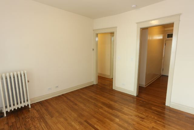 Foto del edificio - 4716 N Racine Ave