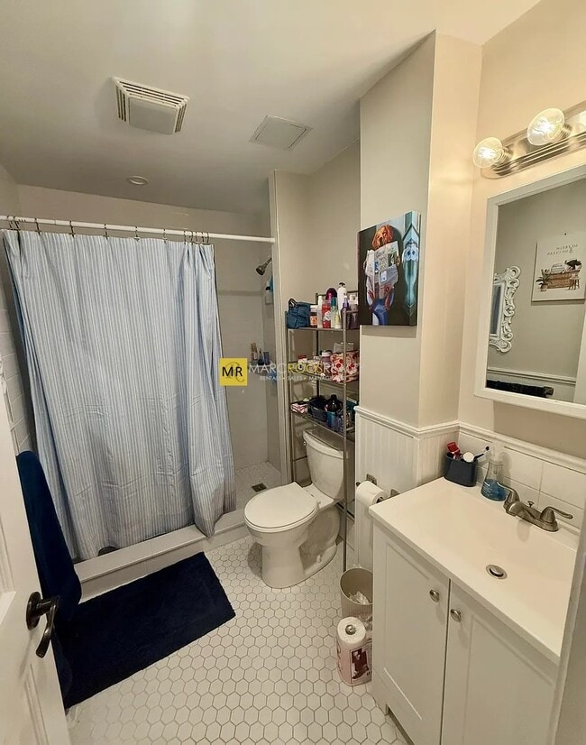 Foto del edificio - 335 Beacon St