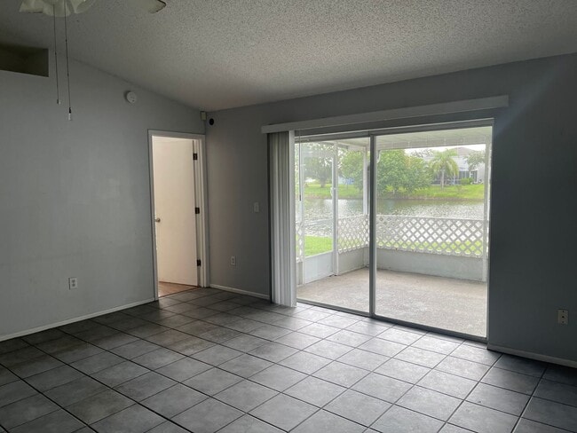 Building Photo - Quick Move in at this Brandon Home for Rent