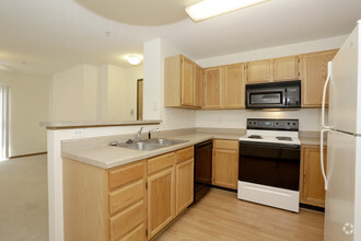 Hollow Creek Apartments photo'