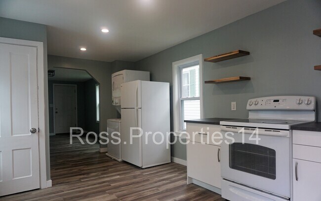 In-Unit Washer & Dryer - 99 Pickering Rd