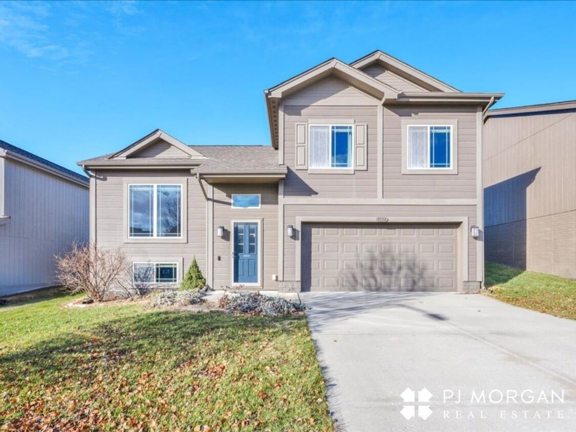 Cozy 3-Bedroom, 2-Bathroom Home! OPEN HOUSE, Wednesday 5/13/2026 4-5pm - Cozy 3-Bedroom, 2-Bathroom Home!
