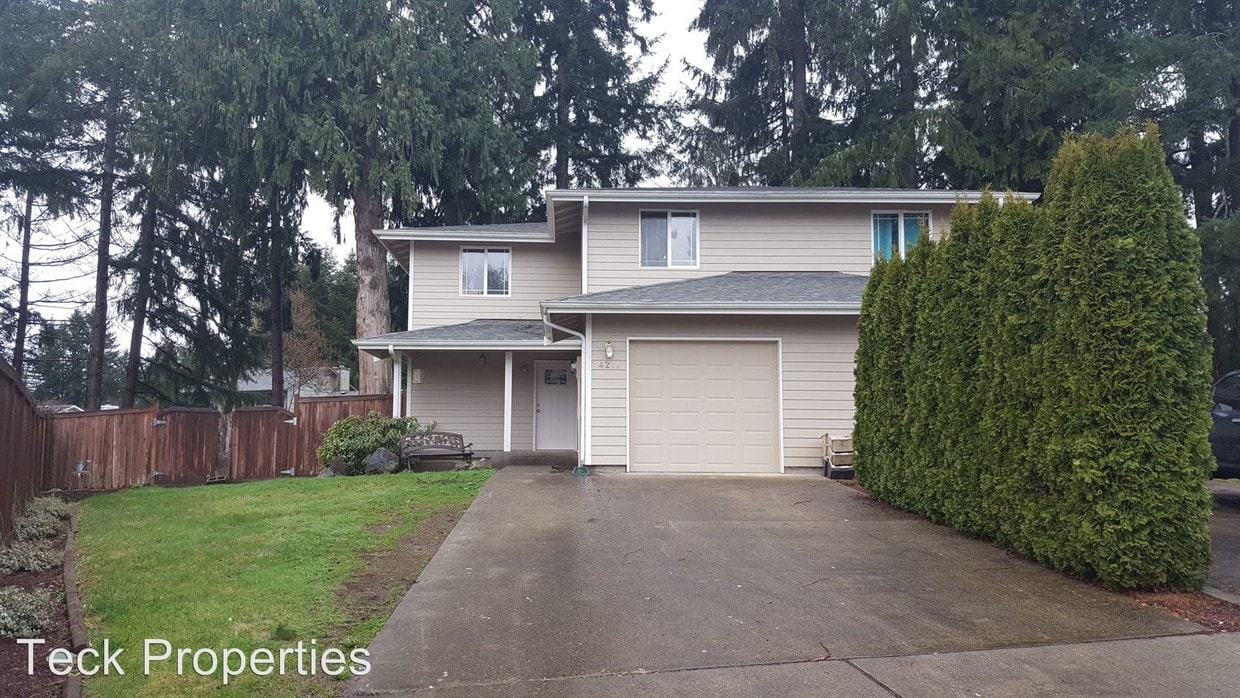 Primary Photo - 4211 Quail Dr SE