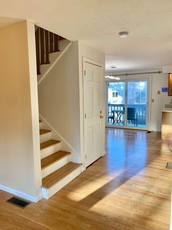 Building Photo - 4 Villa Roma Dr