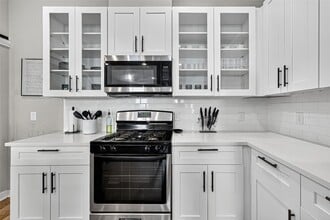 Building Photo - 8410 Berry Brush Ln